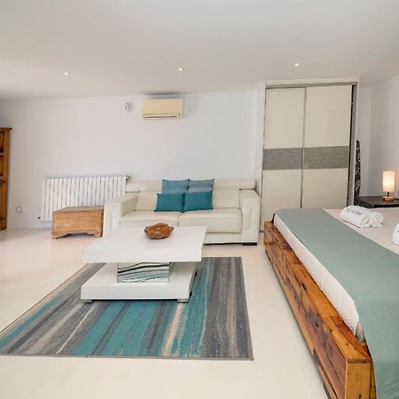 Villa Near Ibiza Town Sleeps 11 To 13 Guests Can Furnet Luaran gambar