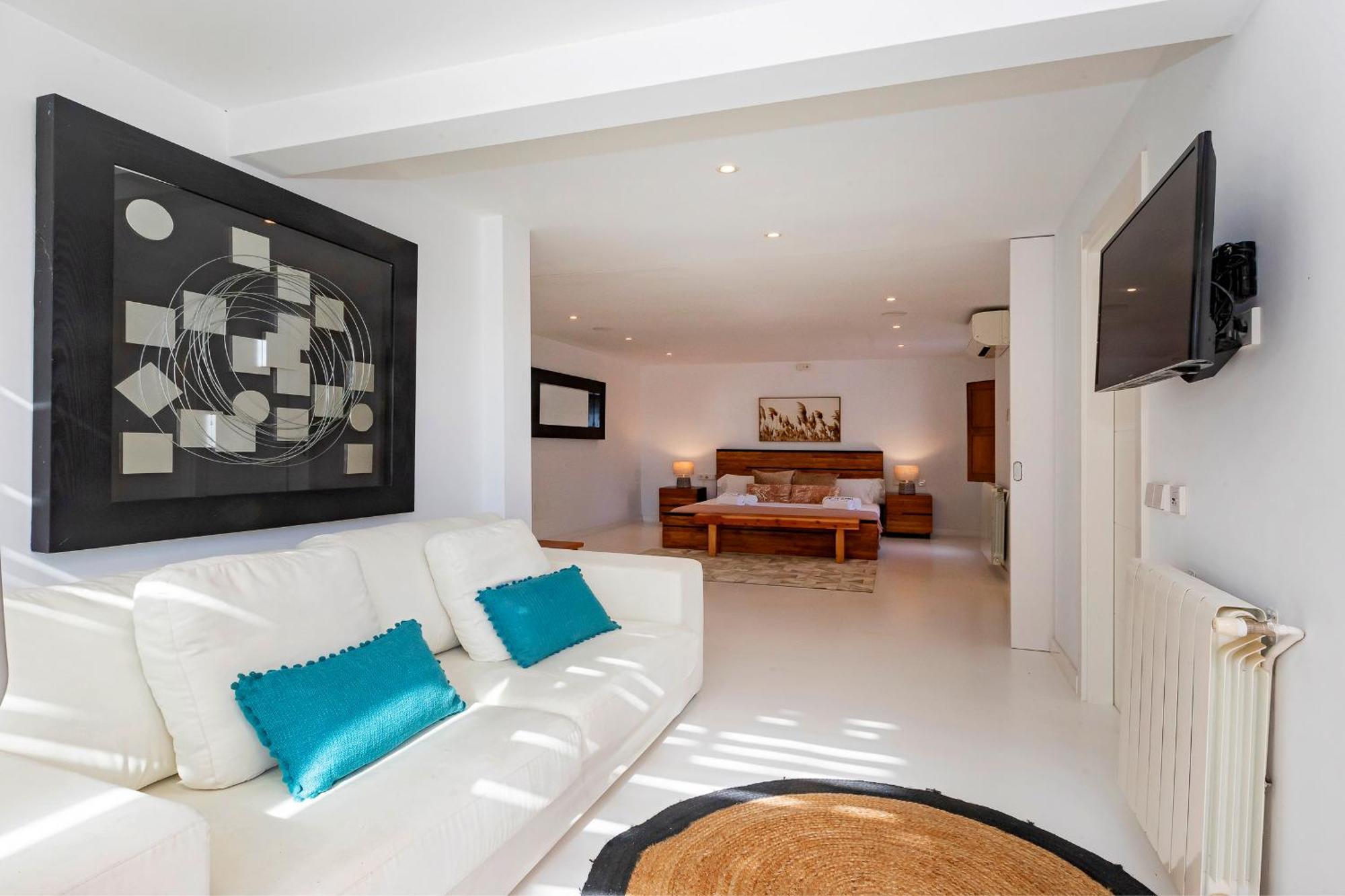 Villa Near Ibiza Town Sleeps 11 To 13 Guests Can Furnet Luaran gambar